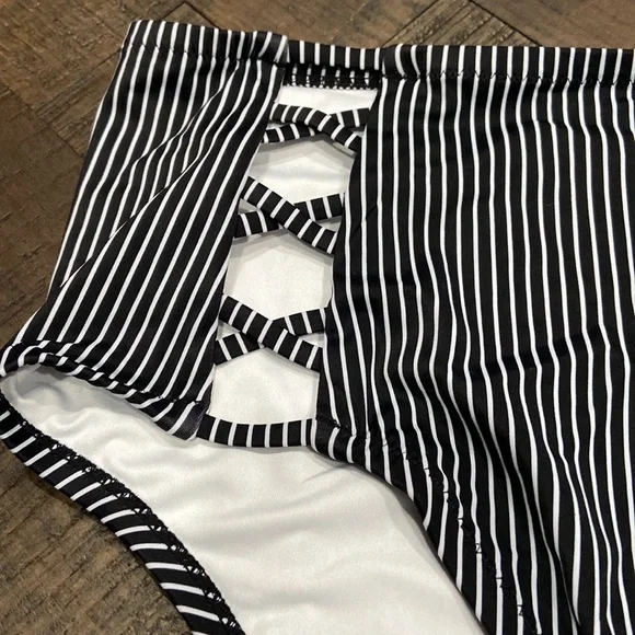 Bikini bottoms - Picture 3 of 4